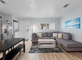 New! Beach Walk 6! Dog Friendly, Free Activities Included!