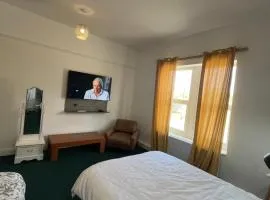 Eva lodges