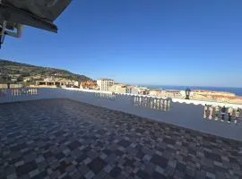 Grand Appart T5 avec Grande terrasse vue sur Mer