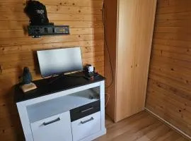Domek letniskowy nad jeziorem