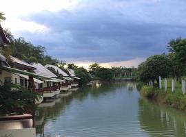 Aranyaprathet Riverside resort, φθηνό ξενοδοχείο σε Ban Khok (1)