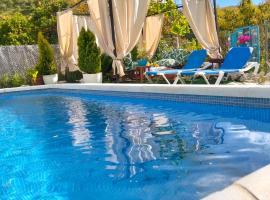 Casa Luis, Hotel in Viñuela