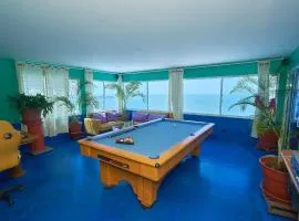 Nice penthouse in Laguito