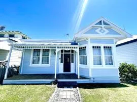 Big, beautiful villa - central Napier