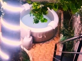 Villa Dar Lghzal Summer Promo Airport Pick-Up & Private Dining in Heart of Rabat, hotel in Rabat