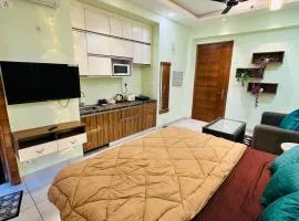 Atha luxury studio 2