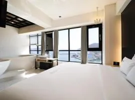 Changwon Jinhae Almond Hotel