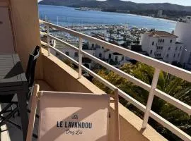 Appartement 50 m2 Le Lavandou - vue mer - plage - commerces