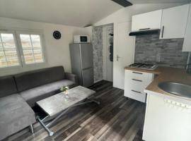 Mobil-home 4 Couchages Parking gratuit, luxusní kemp v destinaci Villeneuve-Loubet