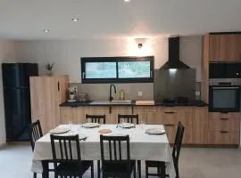 Logement indépendant proche circuit 24h Le Mans