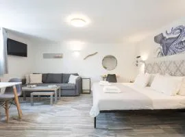 WHITE W3 New studio in Naousa