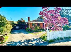 Jalynn 1 Cottage, hotel v destinaci Glen Waverley