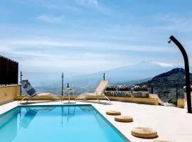 Villa Da Vinci Luxury Panoramic Apartments - Taormina rooms collection