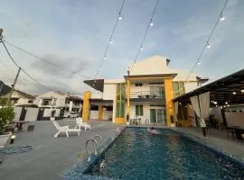 Fairy 2 Pool Villa 22 Pax Karaoke & Huge Event Space