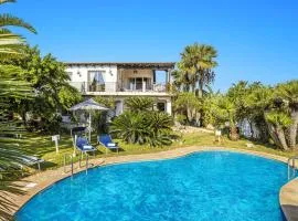 Villa Nautilus by Villa Plus