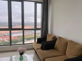 condo for 4 pax at bayuemas klang