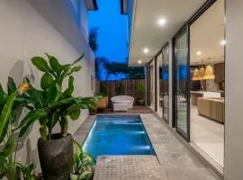 Kammara 1 - Your Dream Getaway - Gorgeous New Villa with 4 Bedrooms, Amazing Views, and a Huge Pool!