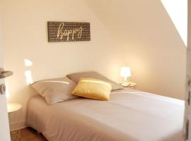 El pisito Quimperois duplex 2 chambres coeur de ville, hotelli kohteessa Quimper