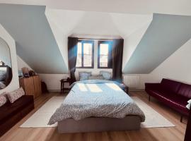Sweet Leon - grande chambre baignoire vue mer, guest house in Le Conquet