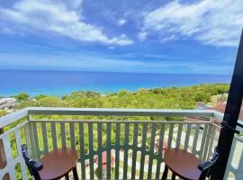 Panglao Sea View Condo - Pool, Wi-Fi - Suite 820