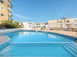 Amazing apartment with pool in Malta