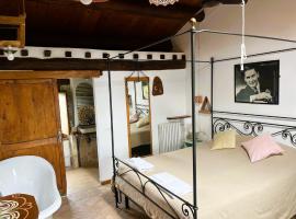 Monte Paradiso Agriturismo, hotel v destinaci Pietralunga