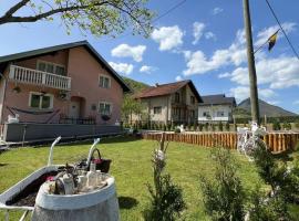 Apartman Demirovic, family hotel in Orašac