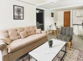 Cedar Apartments on Century City