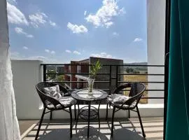 ELYU 3 Storey Staycation House near San Juan Beach