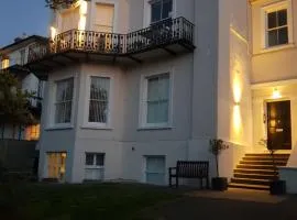 4 Sea View