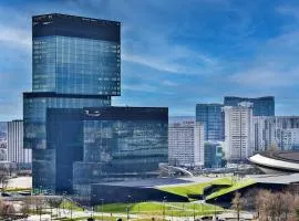 Katowice Spodek 1-2-3 Pokojowy