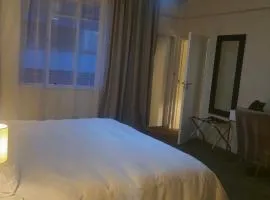 Ascot Hotel