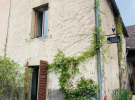 Villa Menore rural gîte in the Haute Saône, hotel v destinaci Menoux