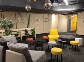 Headline apartments
