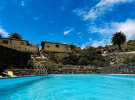 Casa Rural Anton Piche with Pool-Adults Only, casa rústica em Granadilla de Abona