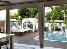 Carysfort Reef Light Suite