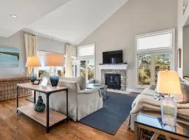 1105 Duneside Villa by Akers Ellis Rentals