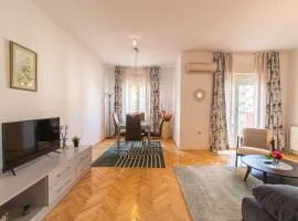 Flexible SelfCheckIns 47 - Zagreb - Two Loggia - New - 3 Bedrooms - 2 WC