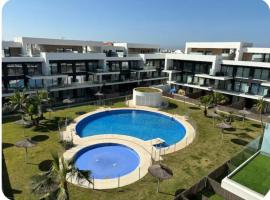 ATICO DÚPLEX A ESTRENAR "El Palacio de Zahara", hotel em Zahara de los Atunes