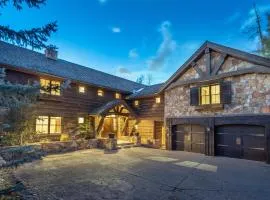 Country Club Estate by Exceptional Stays