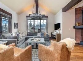 Elkstone Retreat by Exceptional Stays