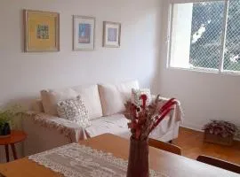 Quarto, bairro Bela Vista, próximo a Avenida Paulista