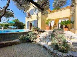 Jolie Maison méditerranéenne, Hotel in Teyran