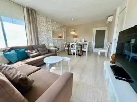 A 600 metros de la playa con piscina, ideal para familias