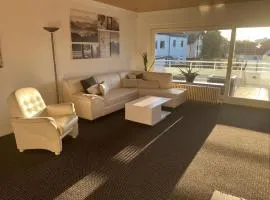 Large 3-BR Apt for 6 - direct train to Oktoberfest