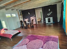 Zentrales 4 Bett Apartment perfekt für Gruppen und Familien, hotel a Biberist