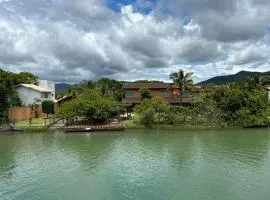 Casa Aconchegante no Canal da Lagoa