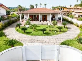 Fameda House