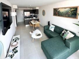 Central Condo with Pool and Mountain View, מלון בSan Pablo