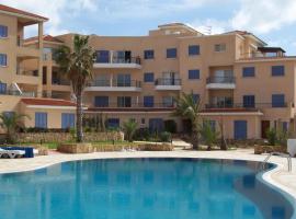 King's Palace Apartment, golf hotel in Paphos City